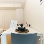 Waterfront Lux| Studio|a/c| Wifi By Tilo Apartman